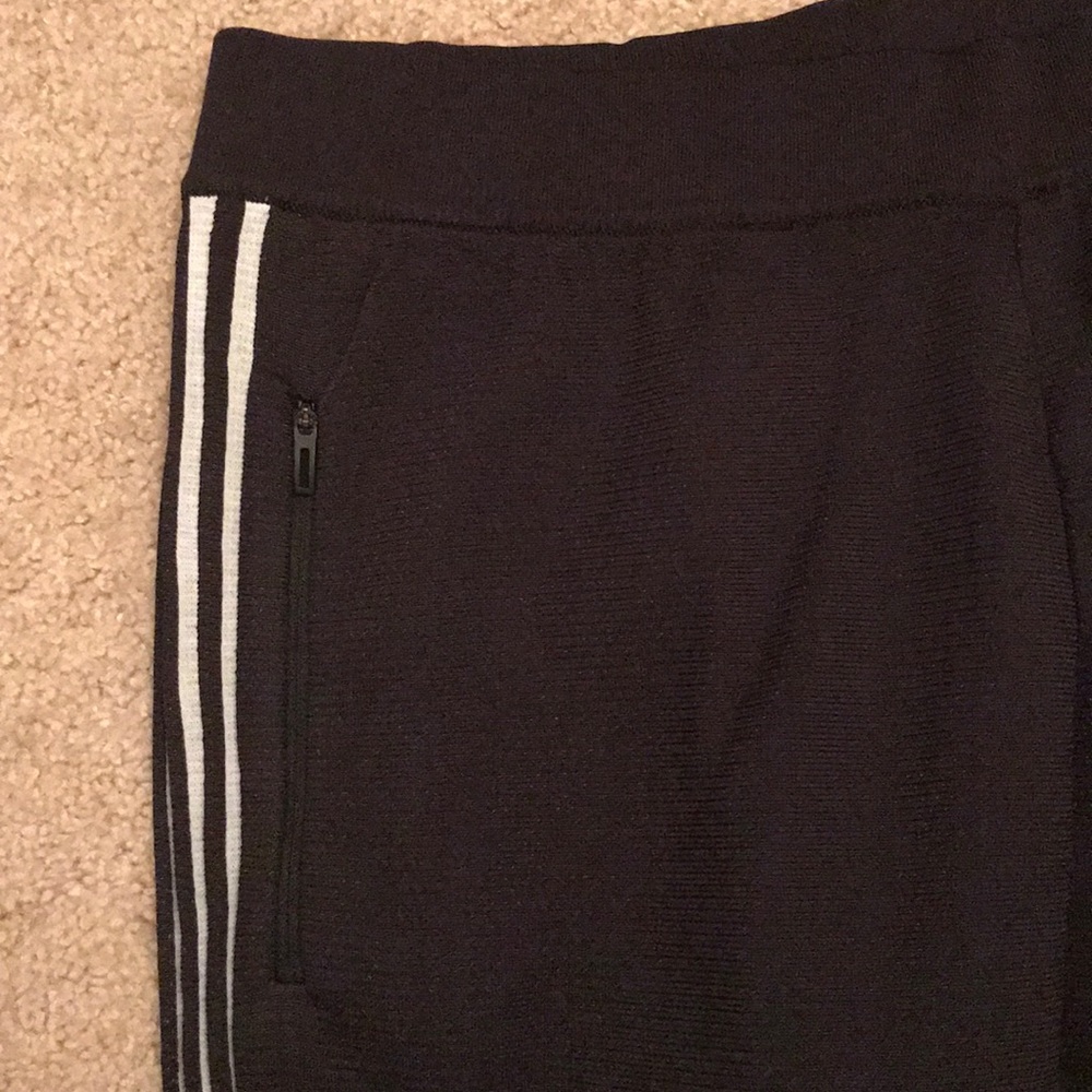 Adidas knit pants 🔥🔥🔥 - Picture 2 of 3